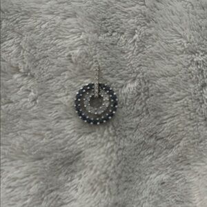 Elegant Sapphire and white gold and Blue Pendant